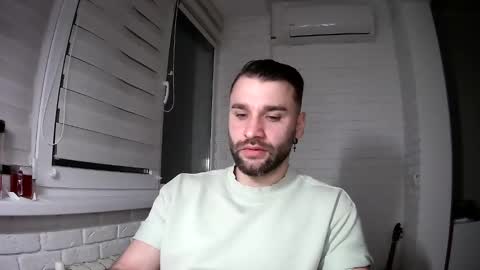 SlavaVibes online show from April 2, 5:09 pm