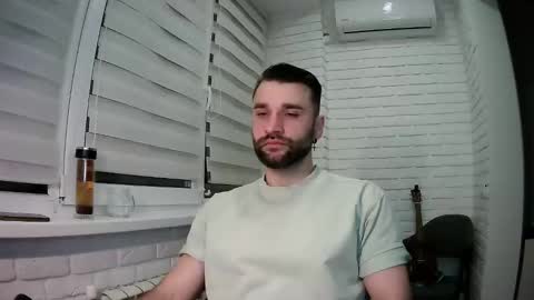 SlavaVibes online show from April 7, 6:10 pm