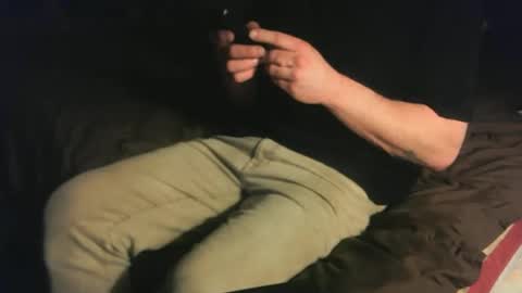 untouchableace84 online show from September 20, 7:11 am