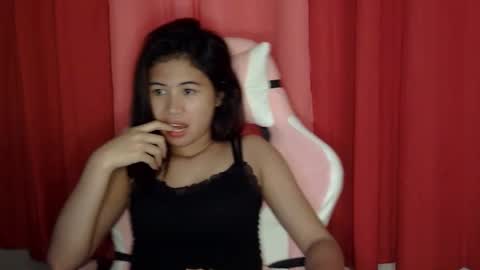 Snapshot of ur_akiradesu chatting on January 5, 6:13 pm akira online show from January 5, 6:13 pm