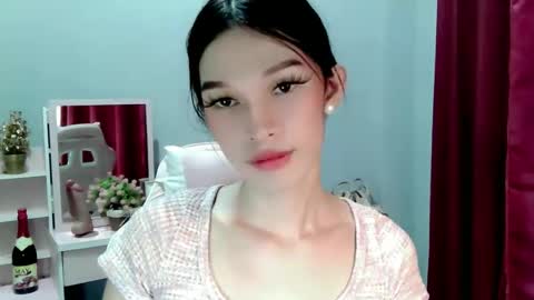 ur_asianbabexxx online show from February 2, 4:47 pm