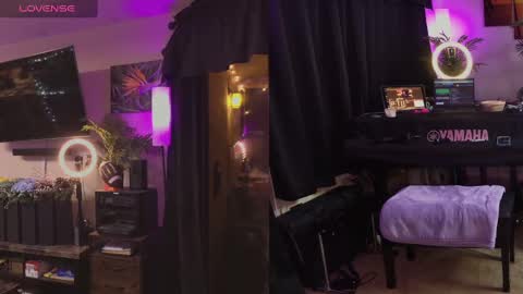 Ur Daylee dose online show from February 2, 3:32 am