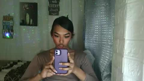 ur_dazzlingmorenaxx online show from January 13, 3:47 am