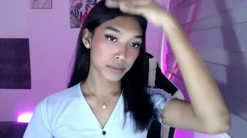 Snapshot of ur_dazzlingmorenaxx chatting on September 29, 4:28 pm ur_dazzlingmorenaxx online show from September 29, 4:28 pm