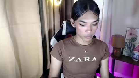 Snapshot of ur_dazzlingmorenaxx chatting on October 24, 3:40 am ur_dazzlingmorenaxx online show from October 24, 3:40 am