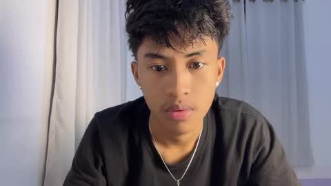 ur_fuckerbttm online show from December 2, 12:14 pm