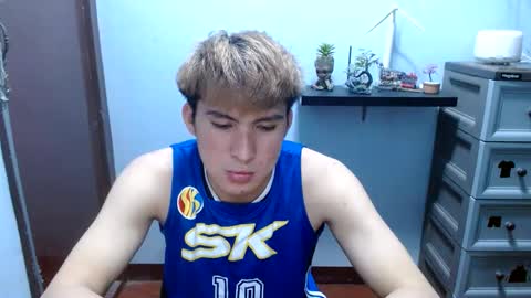 Ur jayqutee online show from March 8, 6:16 pm