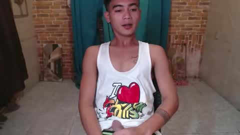 ur_naughtyboy_raphael online show from September 11, 8:59 am