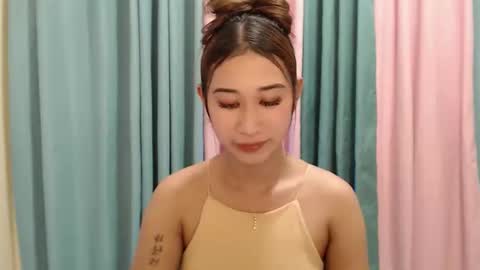 ur_rianlover online show from November 26, 8:33 am