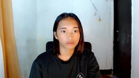 Ellie online show from March 13, 9:07 pm