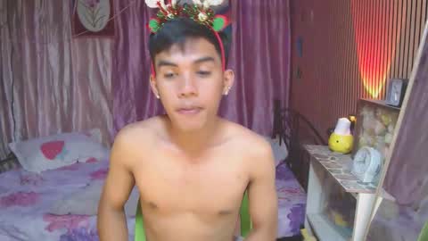 ur_shan21 online show from December 16, 3:24 am