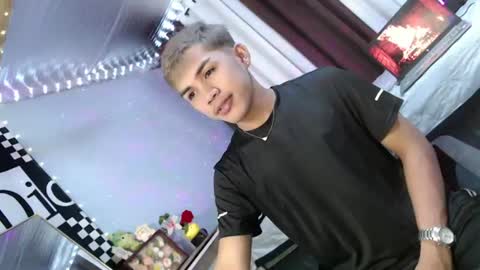 ur_shan21 online show from July 10, 4:39 am