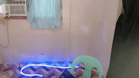 chesca online show from March 27, 2:39 am