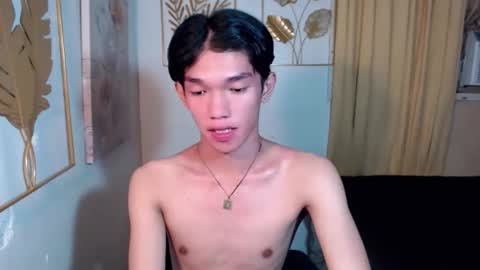 urasian_john20 online show from December 4, 2:16 pm