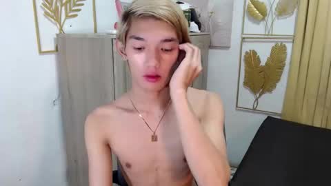 urasian_john20 online show from June 7, 2:22 pm