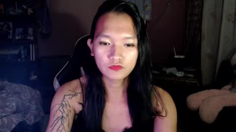 NEWRA  ALLISON online show from February 23, 9:59 pm