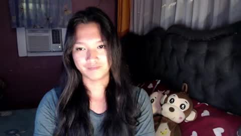 NEWRA  ALLISON online show from August 4, 2:18 am