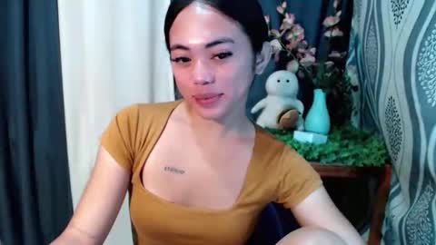 yesha online show from April 2, 10:27 pm