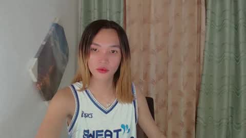 urasianharaxxx online show from December 17, 12:54 pm