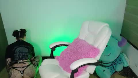 Danielle  online show from August 9, 10:31 am