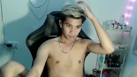 ASIANBBYBOY online show from November 5, 5:26 pm