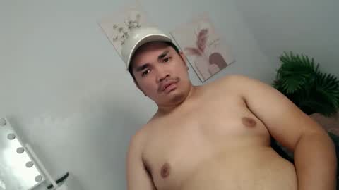 ure_fattytoy143 online show from February 28, 7:01 am