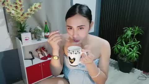 urfave_bbgirl online show from January 9, 10:21 am