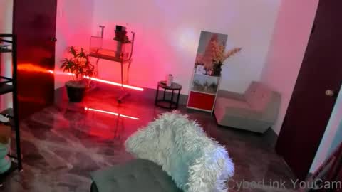 Angela Cullens online show from February 26, 6:15 pm