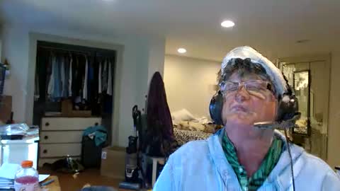 Gregor online show from October 2, 6:07 pm