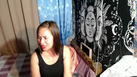 urhotasian_lovely online show from January 31, 9:59 am