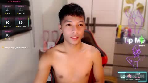 Ethan online show from March 13, 5:49 pm