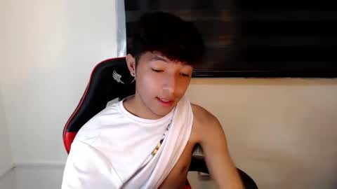 Ethan online show from February 26, 6:00 pm