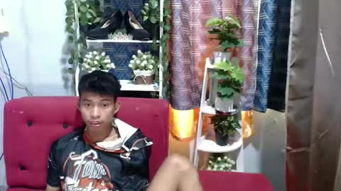 richard online show from February 10, 4:48 am