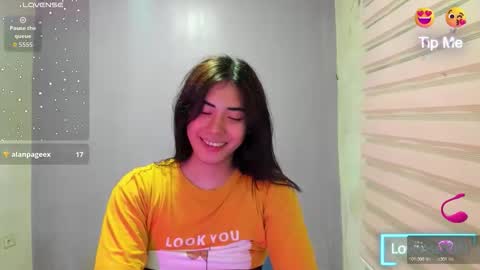 urhottie_nova online show from February 13, 3:59 pm