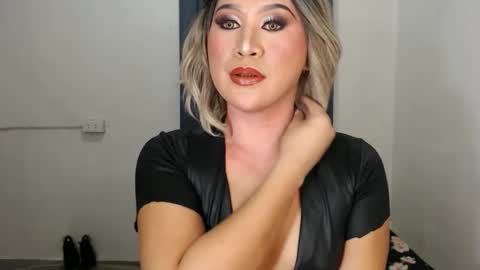 Zoe online show from January 17, 2:50 pm