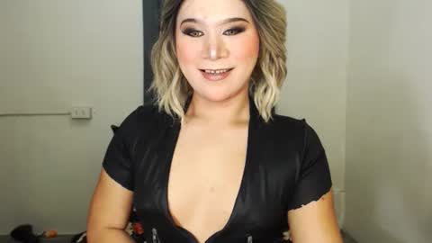 Zoe online show from March 11, 11:37 pm
