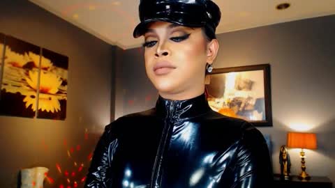 UrMajestyTyra online show from September 10, 2:01 am