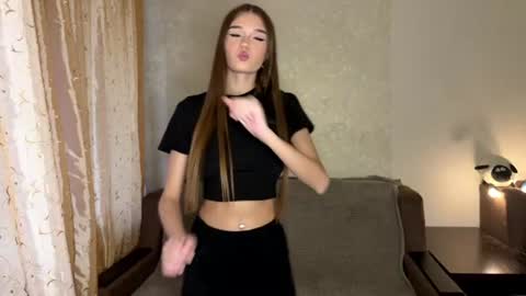 Molly online show from July 15, 6:23 pm