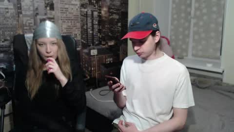 Mary online show from May 28, 8:51 pm