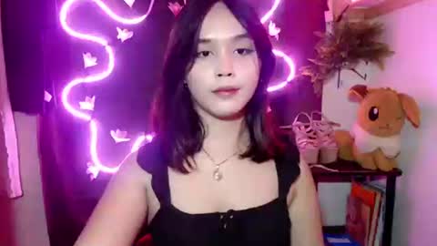 Pia online show from November 19, 11:58 pm