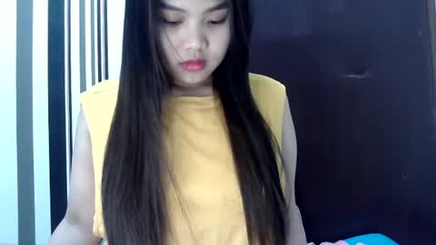 urpinaycutie online show from February 11, 7:05 pm