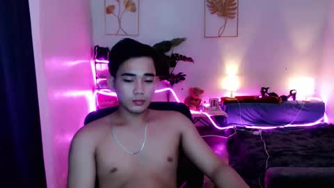 urpinoy_cummer online show from December 20, 3:52 pm