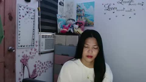 hi im kim online show from October 24, 3:07 am