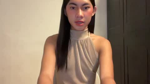 urpretty_mistake online show from July 29, 12:05 pm