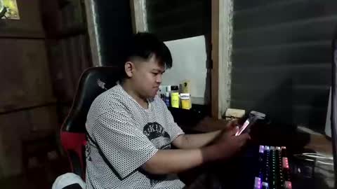 Snapshot of utsukushi591850 chatting on October 14, 9:34 am debby online show from October 14, 9:34 am