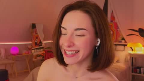 Anika On vacation online show from February 9, 9:39 pm