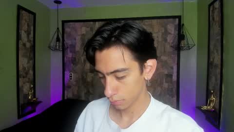 UYUKIE online show from September 23, 11:48 am