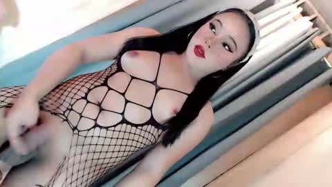 JESS - DONT FORGET TO FOLLOW ME AND GIVE ME THUMBS UP online show from November 24, 11:58 pm