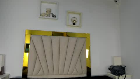 vahioleth  online show from February 5, 3:21 am