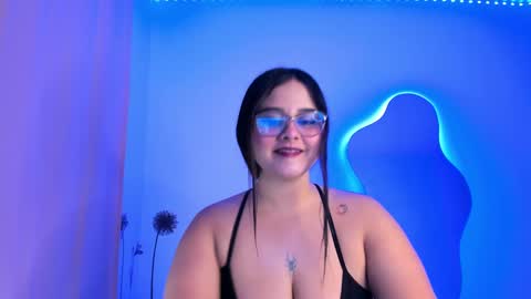 Snapshot of val_ferrer chatting on September 27, 11:02 pm Valeria online show from September 27, 11:02 pm